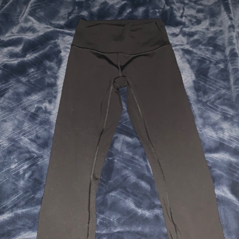 Lululemon leggings/yoga pants